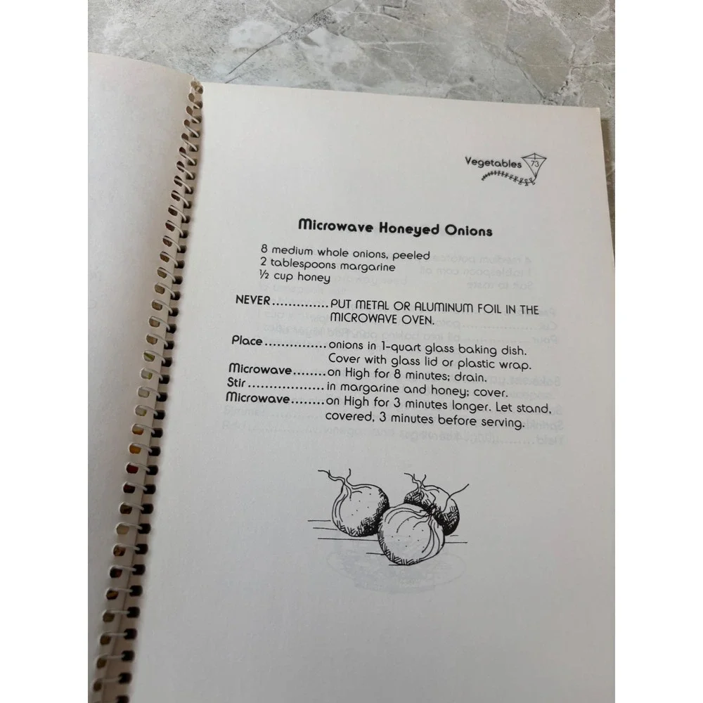 Vintage 1980 The Childrens Cookbook Beginners Guide Favorite Recipes‎ Spiral
